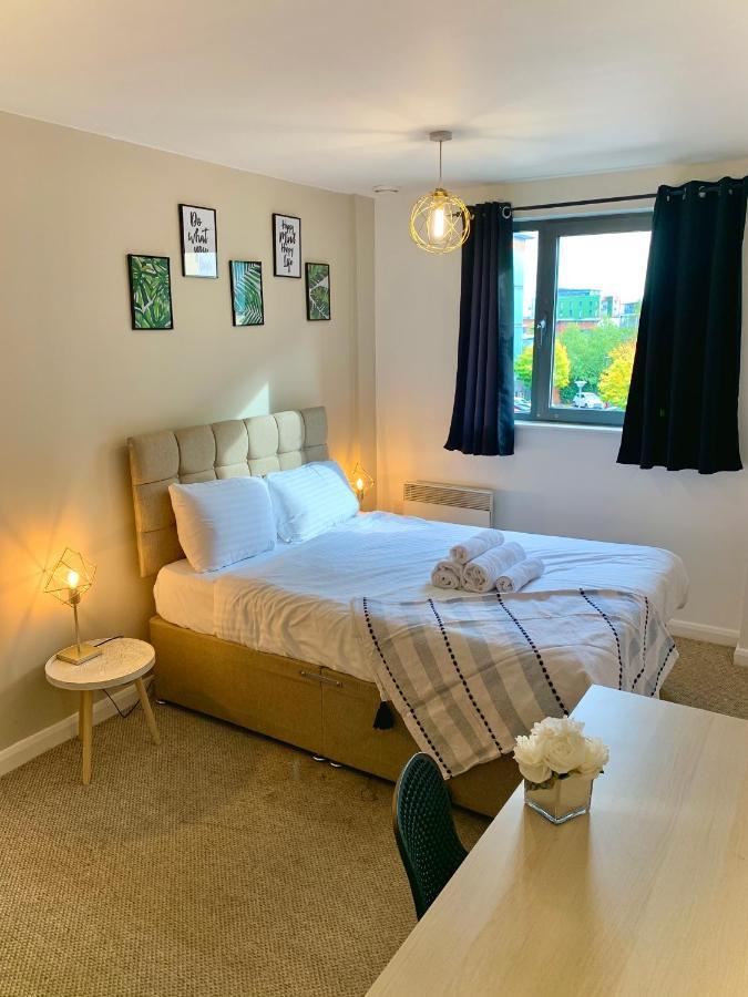 Insta-Style Penthouse With Balcony Or 2B Apartment With Balcony Birmingham City Centre Экстерьер фото